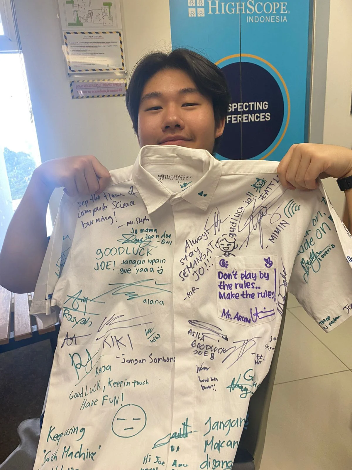 Shirt signed by Highscope friends