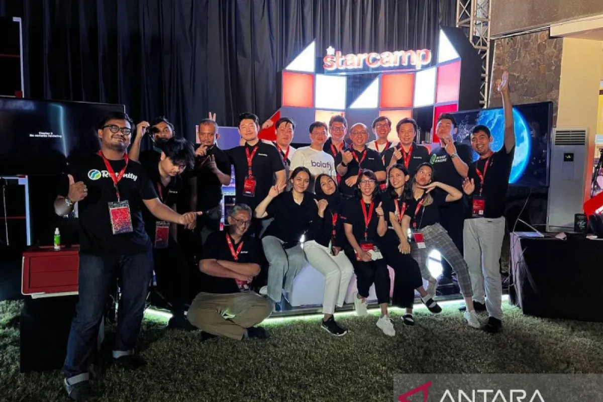StarCamp Asia demonstrating metaverse technology at NXC Summit Bali, 2022 (Antaranews.com coverage) — StarCamp Asia